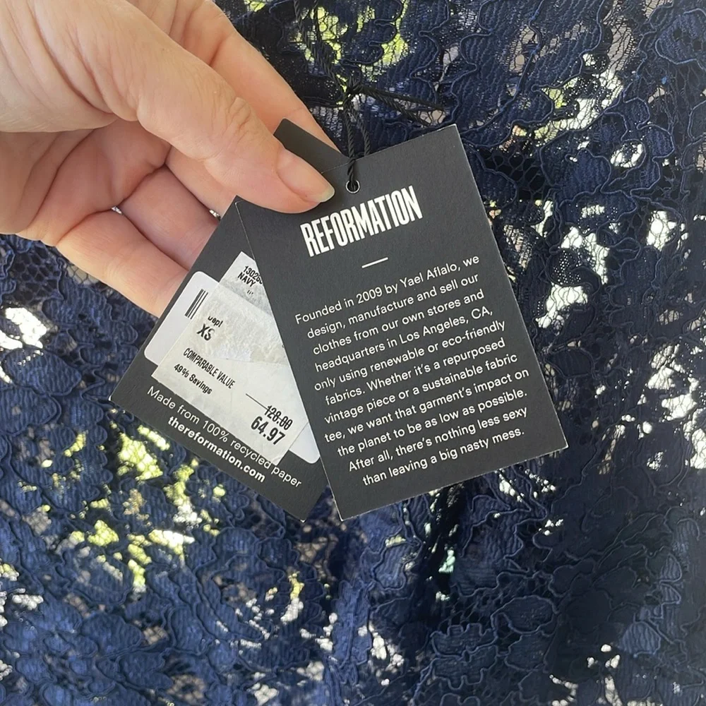 Reformation’Marie’ Ruffle-Tiered Bell Sleeve - Picture 10 of 10